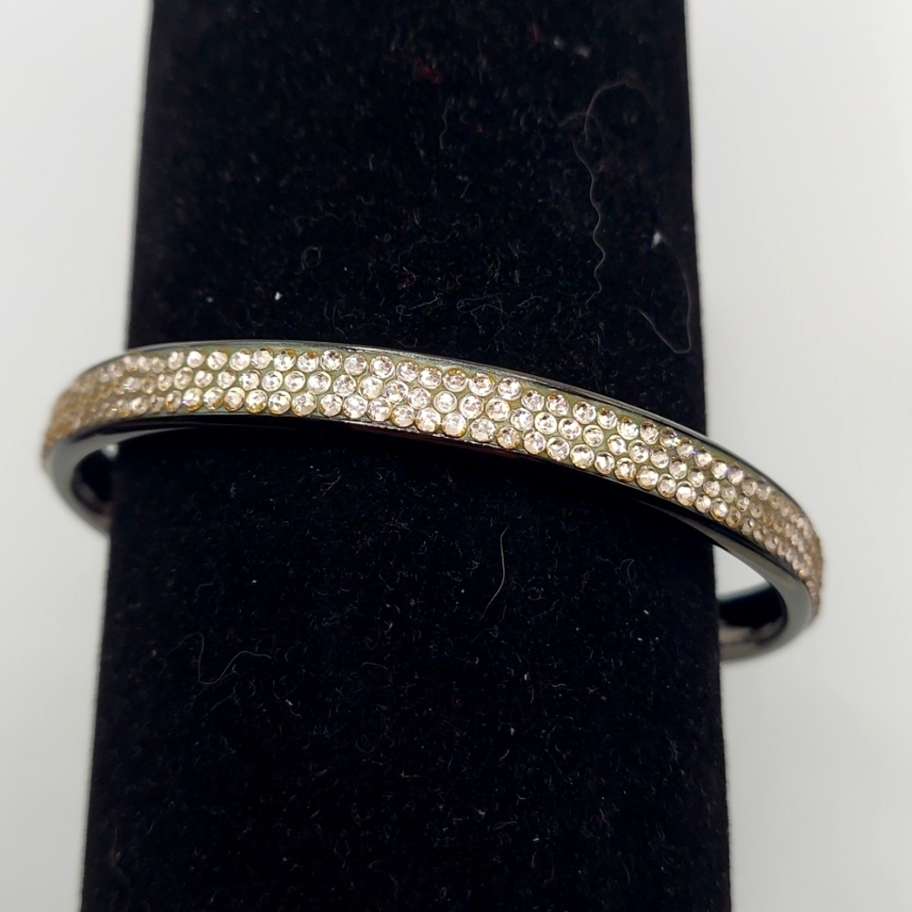 NIB Judith Leiber "Slim Shimmy" Thin Pave Bangle Bracelet In Silk